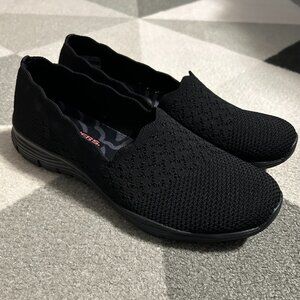 Skechers Black Seager Classic Fit Slip On Shoes Women's Size 8